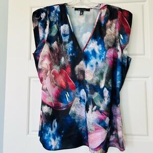 White House Black Market Multicolor Floral V-Neck Blouse